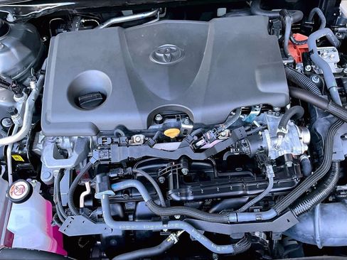 Used 2025 Toyota Camry SE w/ Multimedia Upgrade Package FWD image 33