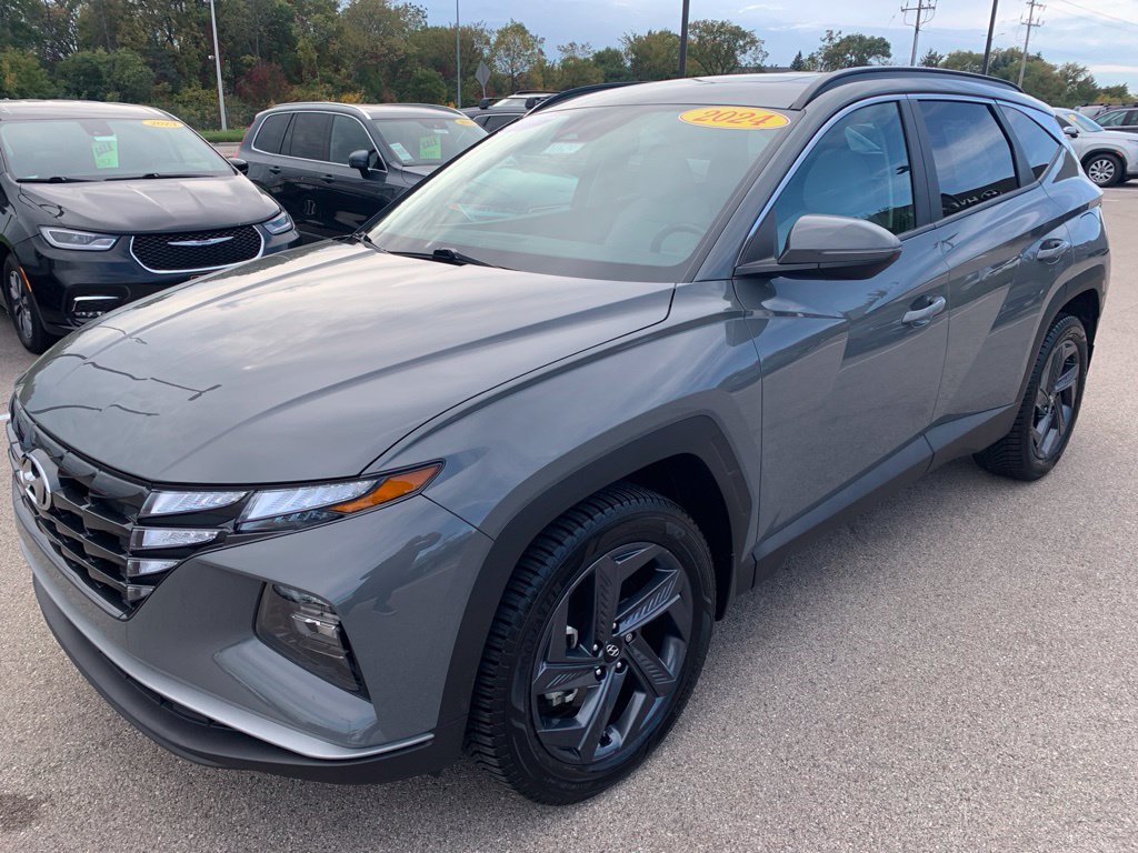 Certified 2024 Hyundai Tucson SEL w/ Convenience Package AWD/4WD image 1