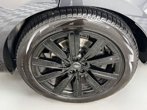Certified 2025 Land Rover Range Rover Autobiography AWD/4WD image 24