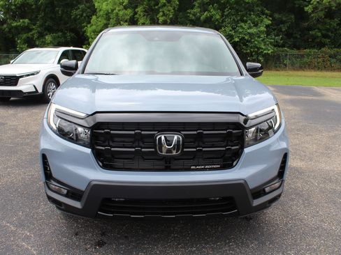 New 2026 Honda Ridgeline Black Edition image 2