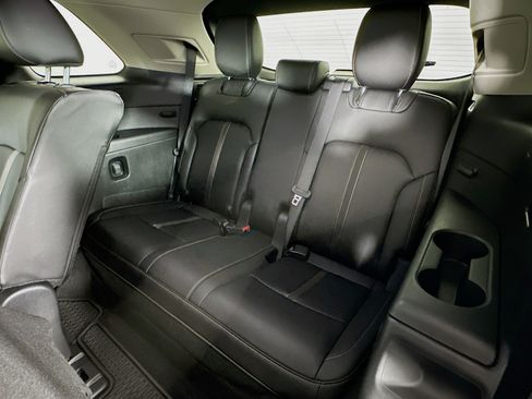 Used 2024 MAZDA CX-90 3.3 Turbo w/ Select Package image 28