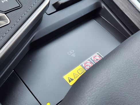 Used 2024 Lexus GX 550 w/ Accessory Package (2T) image 25