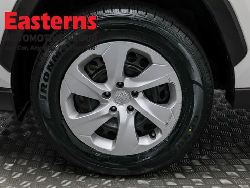 Used 2024 Toyota RAV4 LE image 30