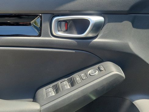Certified 2024 Honda Civic EX-L image 25