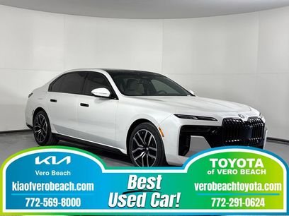 Used 2024 BMW 760i xDrive w/ Premium Package 2