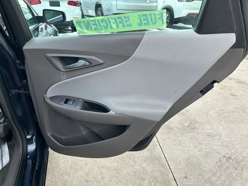 Used 2016 Chevrolet Malibu LT image 15