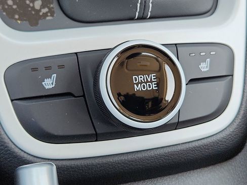 New 2026 Hyundai Venue SEL image 16