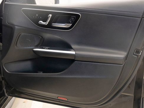 Used 2023 Mercedes-Benz C 300 Sedan image 25