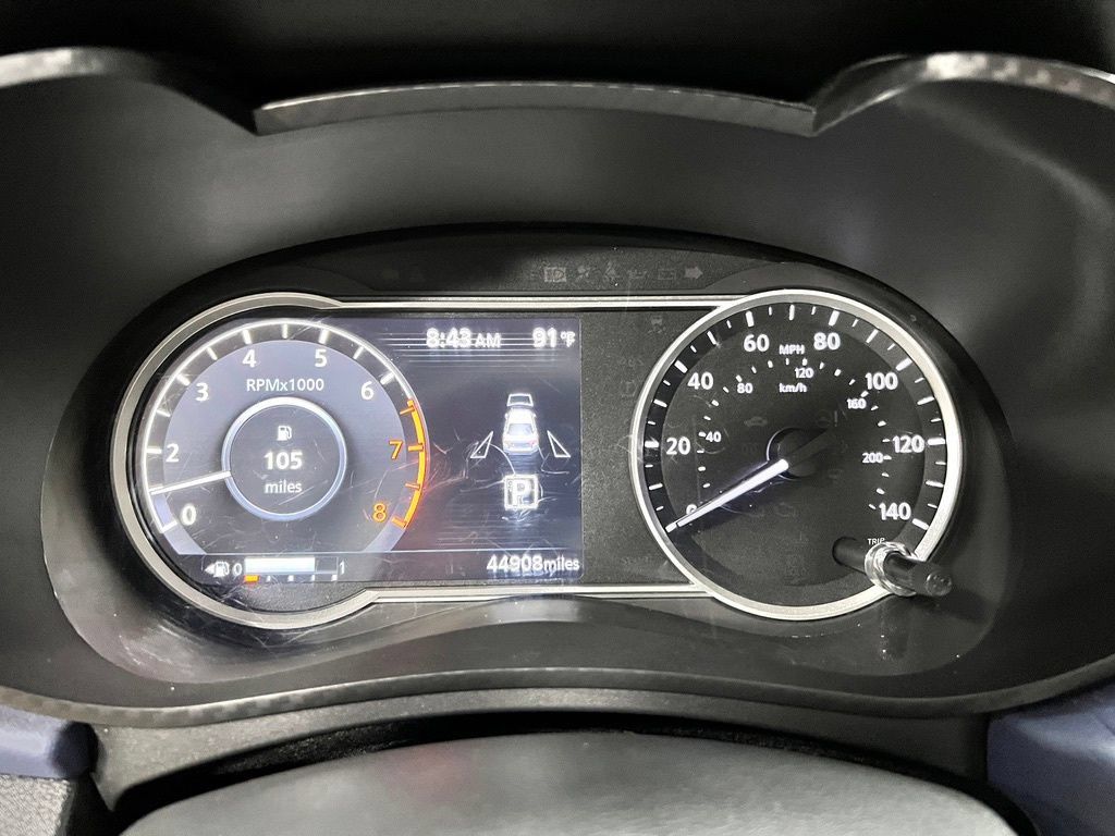 Used 2024 Nissan Versa SV FWD image 23