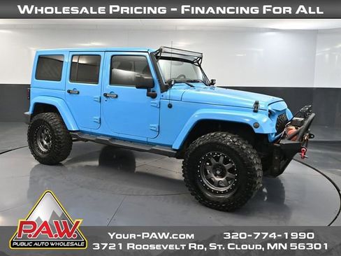 Used 2018 Jeep Wrangler Unlimited Sahara image 1