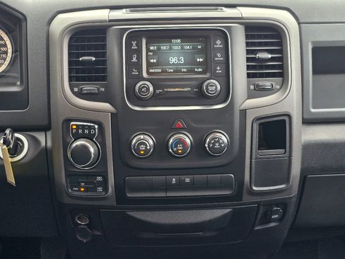 Used 2018 RAM 1500 Express w/ Express Value Package AWD/4WD image 14