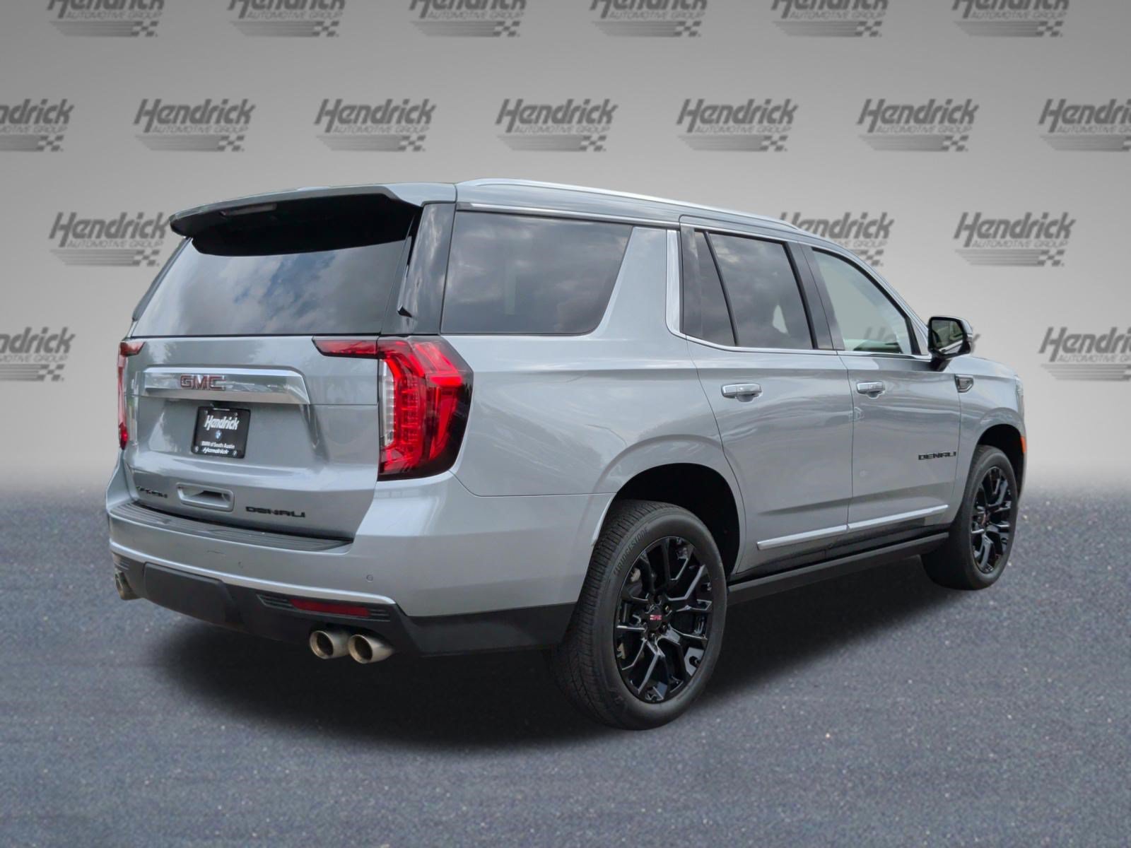 Used 2024 GMC Yukon Denali AWD/4WD image 7