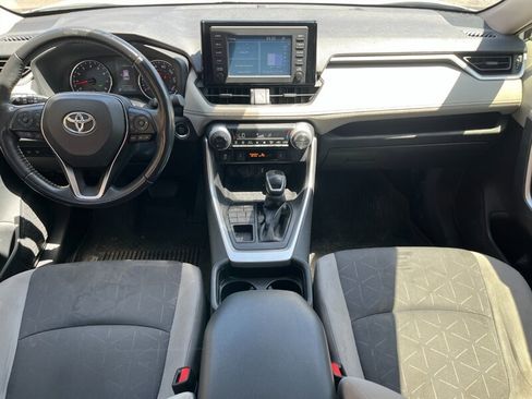 Used 2019 Toyota RAV4 XLE w/ Convenience Package AWD/4WD image 5