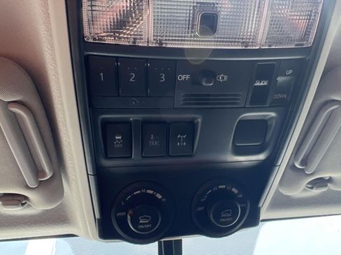 Used 2019 Toyota 4Runner TRD Off-Road Premium AWD/4WD image 31