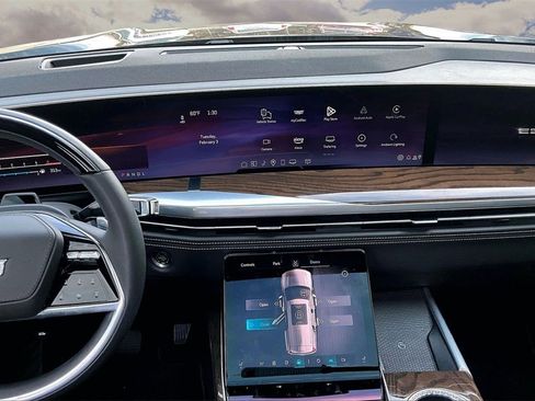 Used 2025 Cadillac Escalade ESV Sport Platinum w/ LPO, Floor Liner Package image 9