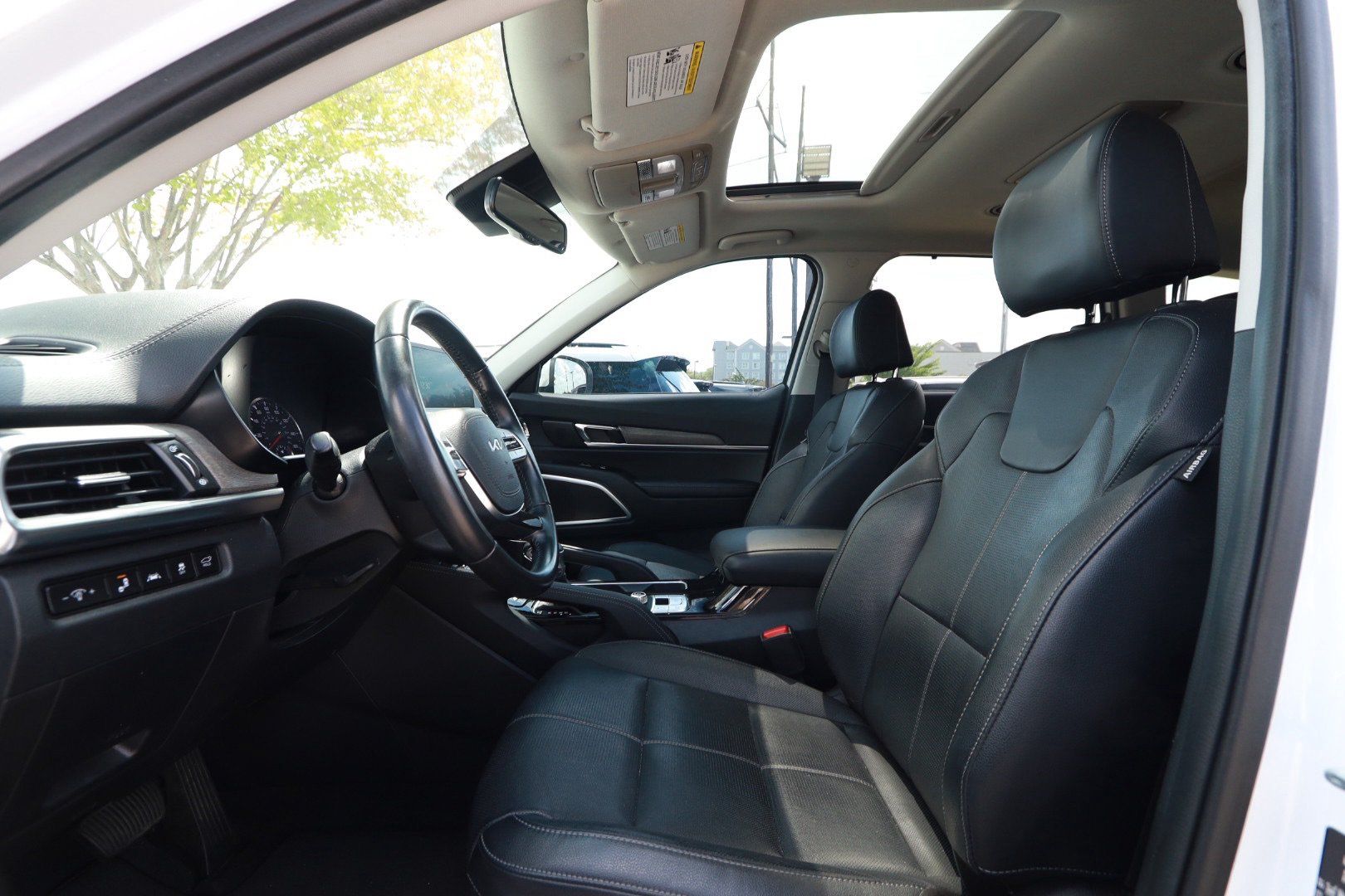 Used 2022 Kia Telluride EX w/ EX Premium Package FWD image 19