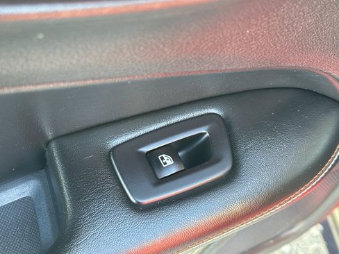 Used 2019 Jeep Compass Latitude w/ Cold Weather Group image 29