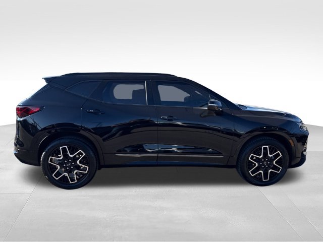 Used 2023 Chevrolet Blazer RS w/ LPO, Floor Liner Package FWD image 6