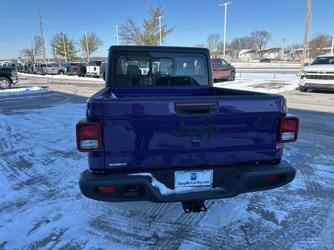 New 2026 Jeep Gladiator Sport image 24