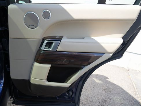 Used 2017 Land Rover Range Rover Supercharged image 40