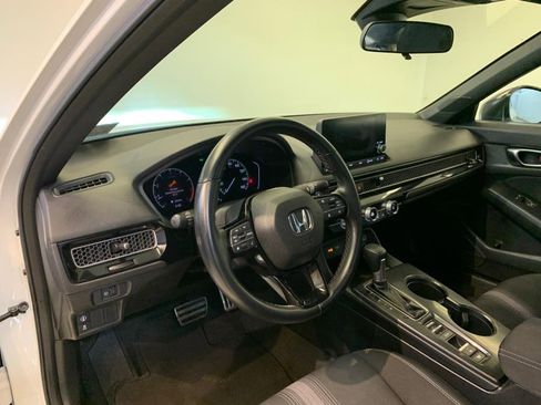 Used 2022 Honda Civic Sport image 8