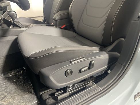 New 2026 Volkswagen Jetta SEL image 11