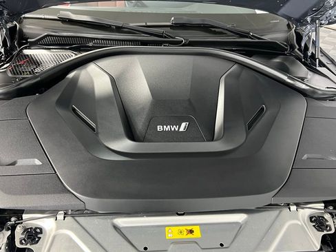 Used 2023 BMW i4 eDrive35 image 35