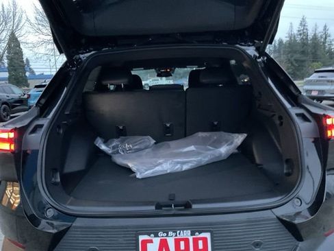 New 2026 Chevrolet Equinox EV LT image 13