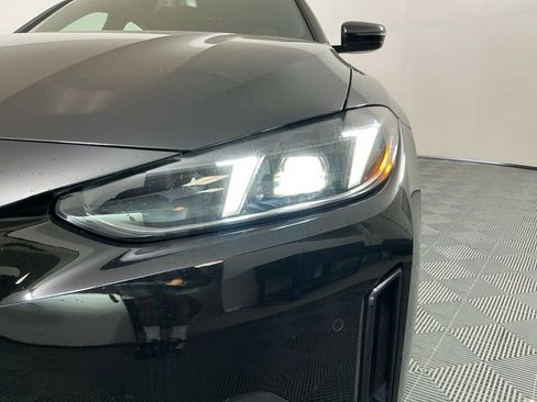 New 2026 BMW i4 eDrive40 w/ Premium Package RWD image 8