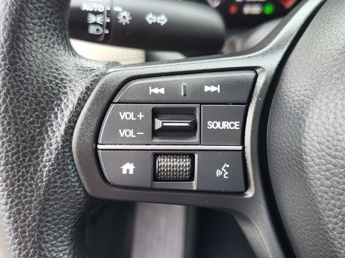 Certified 2024 Honda HR-V LX image 22