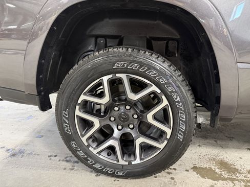 New 2026 RAM 1500 Laramie AWD/4WD image 7