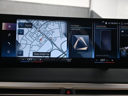 Used 2023 BMW iX xDrive50 w/ Premium Package image 13