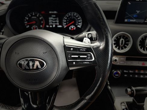 Used 2021 Kia Stinger GT1 AWD/4WD image 21