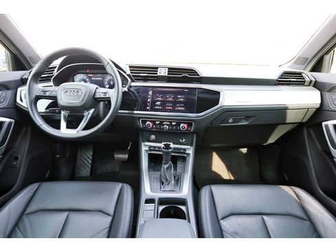 Used 2020 Audi Q3 2.0T Premium Plus w/ Premium Plus Package image 7