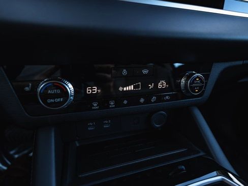 New 2026 Mitsubishi Outlander SE AWD/4WD image 15