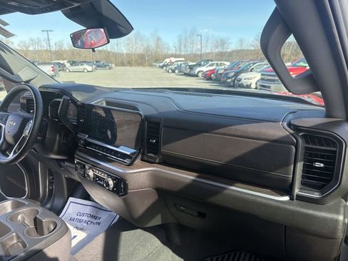 Used 2026 Chevrolet Silverado 1500 LT image 30