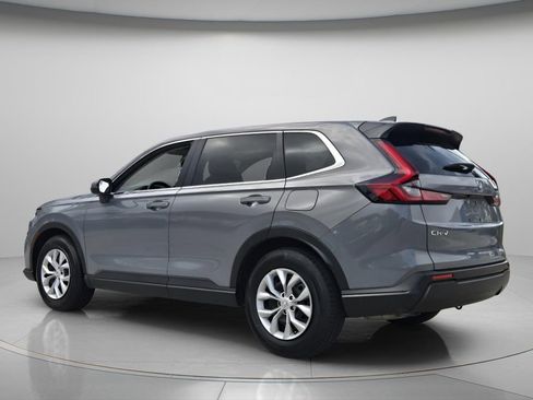 Used 2025 Honda CR-V LX image 8