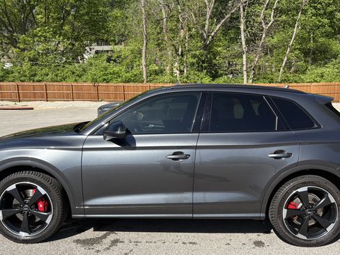 Used 2020 Audi SQ5 Premium Plus w/ Premium Plus Package AWD/4WD image 7