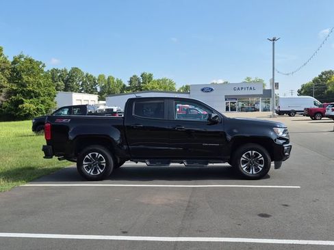 Used 2022 Chevrolet Colorado Z71 AWD/4WD image 14