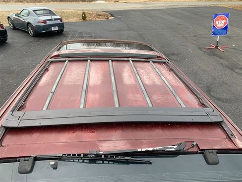 Used 1992 Oldsmobile Custom Cruiser image 11