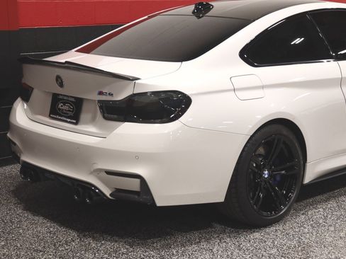 Used 2016 BMW M4 Coupe image 7