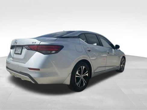 Used 2022 Nissan Sentra SV image 9