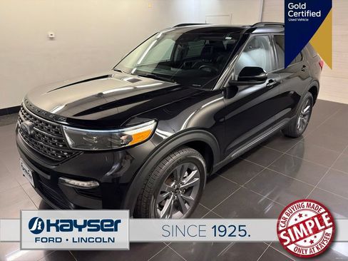 Certified 2023 Ford Explorer XLT w/ Equipment Group 202A AWD/4WD image 3
