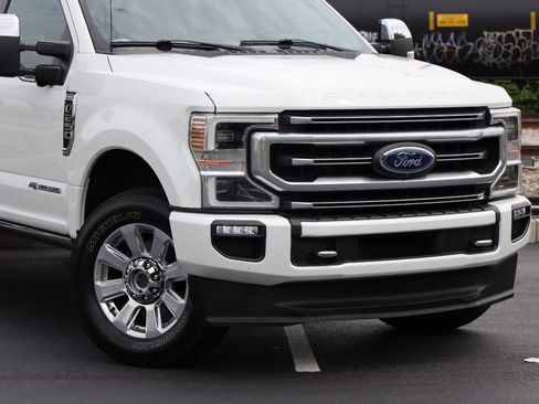 Used 2020 Ford F250 Platinum image 5