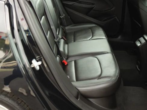 Used 2017 Chevrolet Cruze Premier FWD image 40