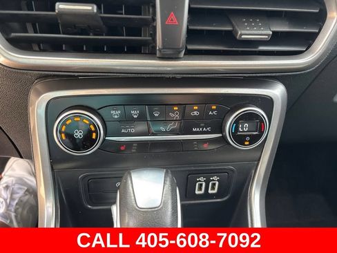 Used 2021 Ford EcoSport SE FWD image 11