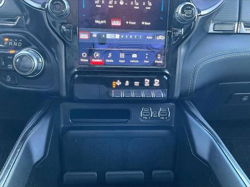 Used 2022 RAM 1500 Limited image 16