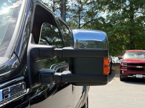 Used 2012 Ford F250 King Ranch w/ King Ranch w/Chrome Pkg image 17