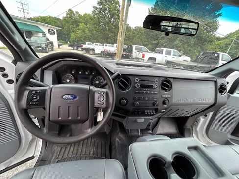 Used 2015 Ford F350 XL w/ Power Equipment Group AWD/4WD image 15