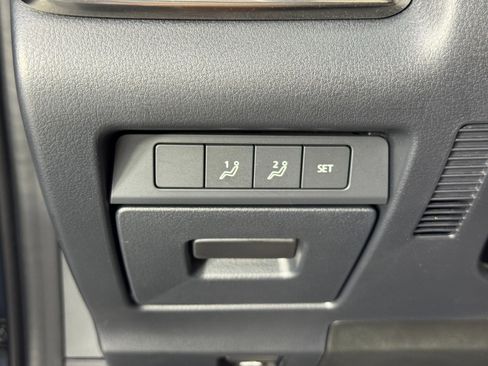 Used 2025 MAZDA CX-30 AWD 2.5 S w/ Preferred Package image 19